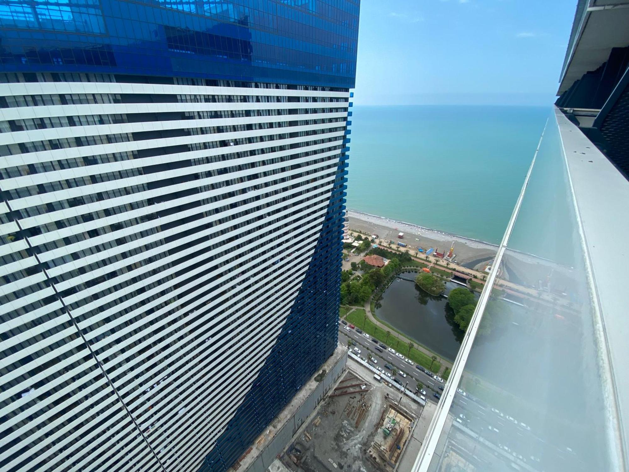 Batum Apart Apartment Bagian luar foto